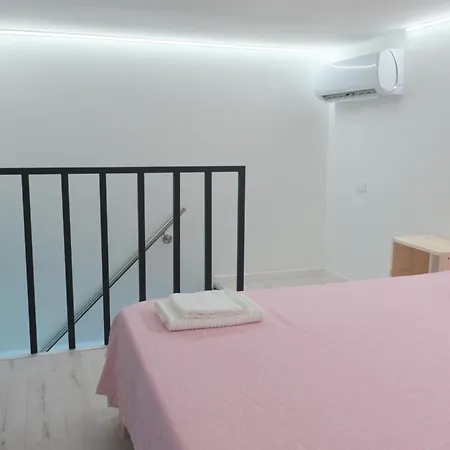 Dante - 5 Minutes From Arena Apartament *